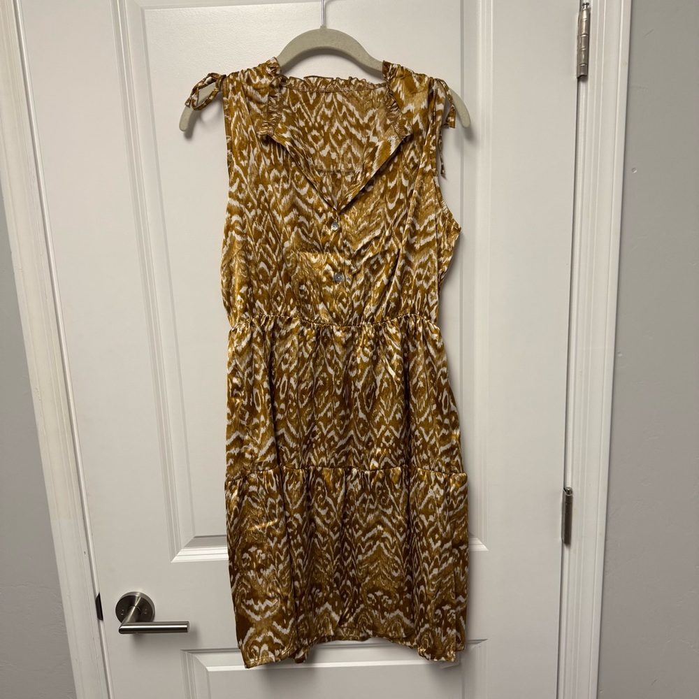 Beachsissi gold and white pattern Sleeveless Dress